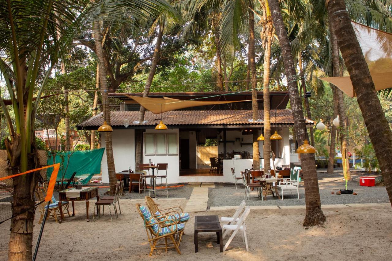 ホテル Moonstone Hammock Alibaug アリバグ エクステリア 写真